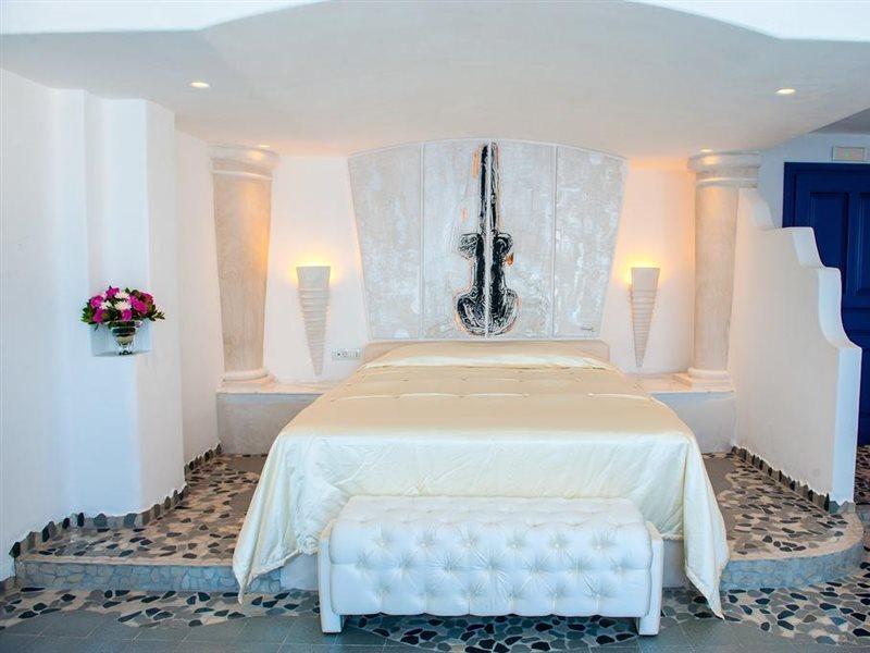Astarte Hotel Akrotírion